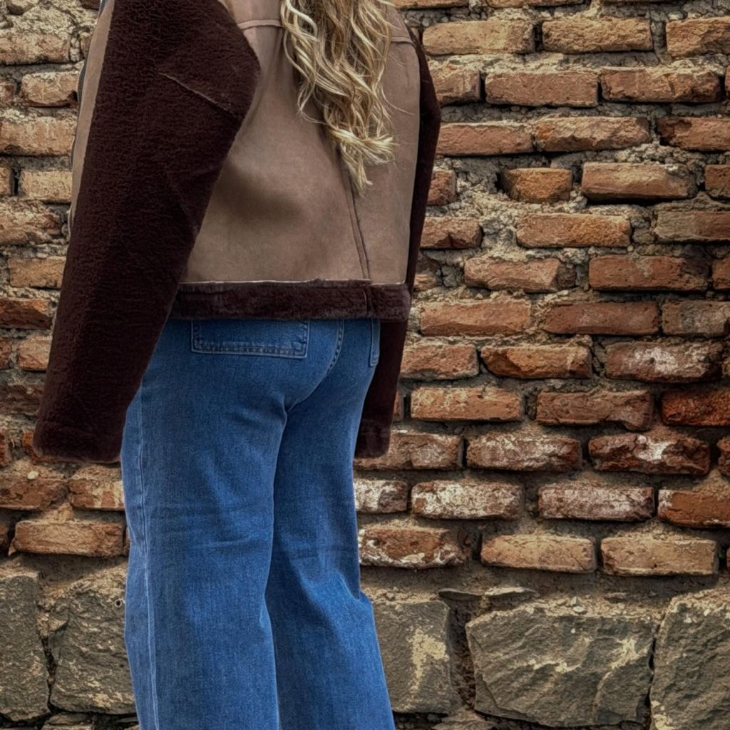 Instagram post from araboutique.cl. This post is in position 6.